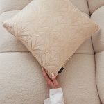 POSZEWKA DEKORACYJNA BLISS - KREMOWA 45x45 