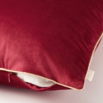 poszewki-bordowe-aksamitne-do-salonu.jpg