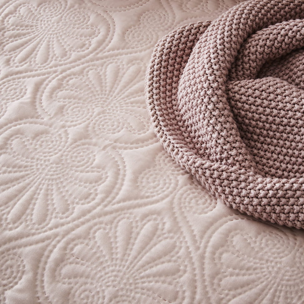 NARZUTA NA ŁÓŻKO LEILA - Pudrowy Róż 200x220