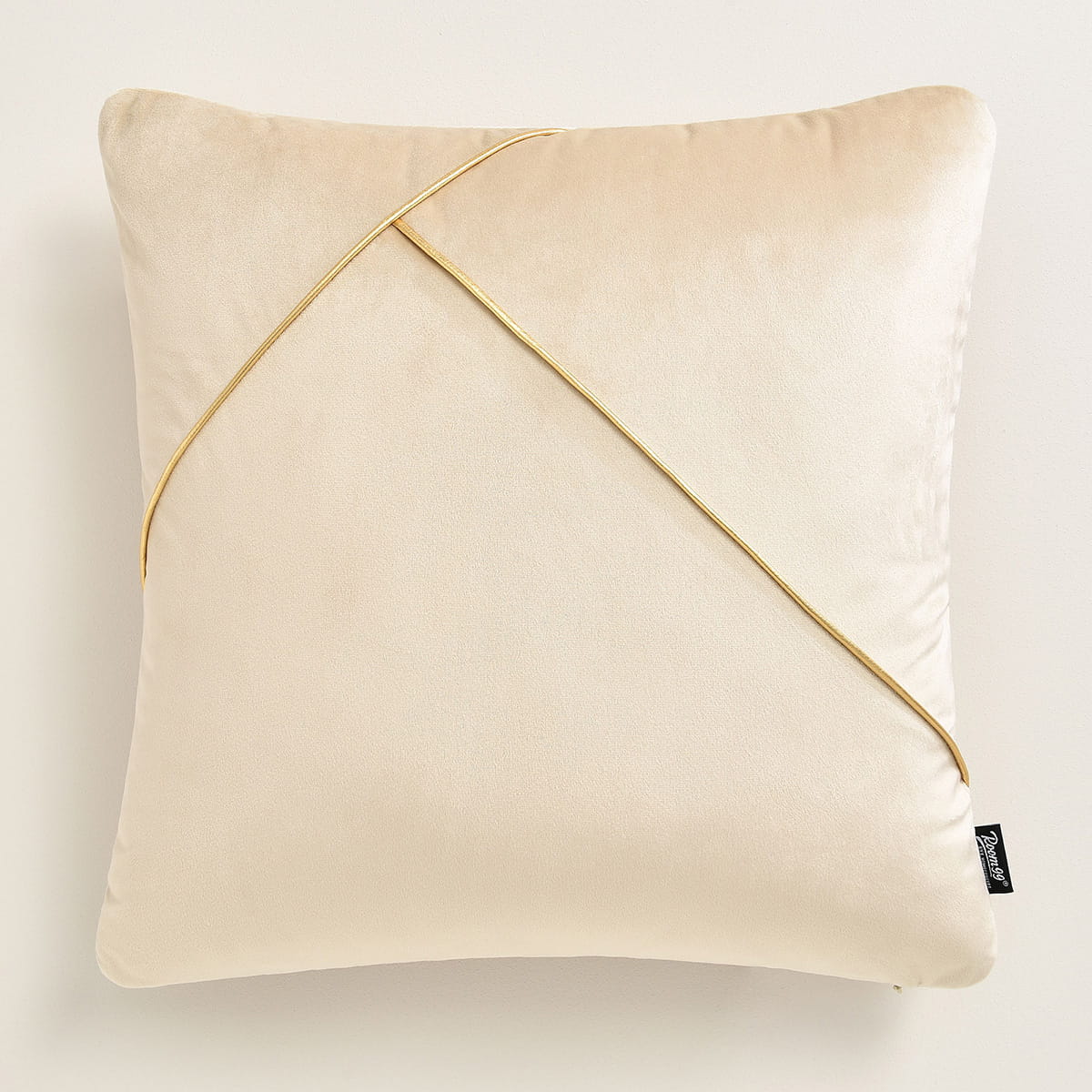  Kremowa poszewka dekoracyjna 45x45 w stylu glamour 