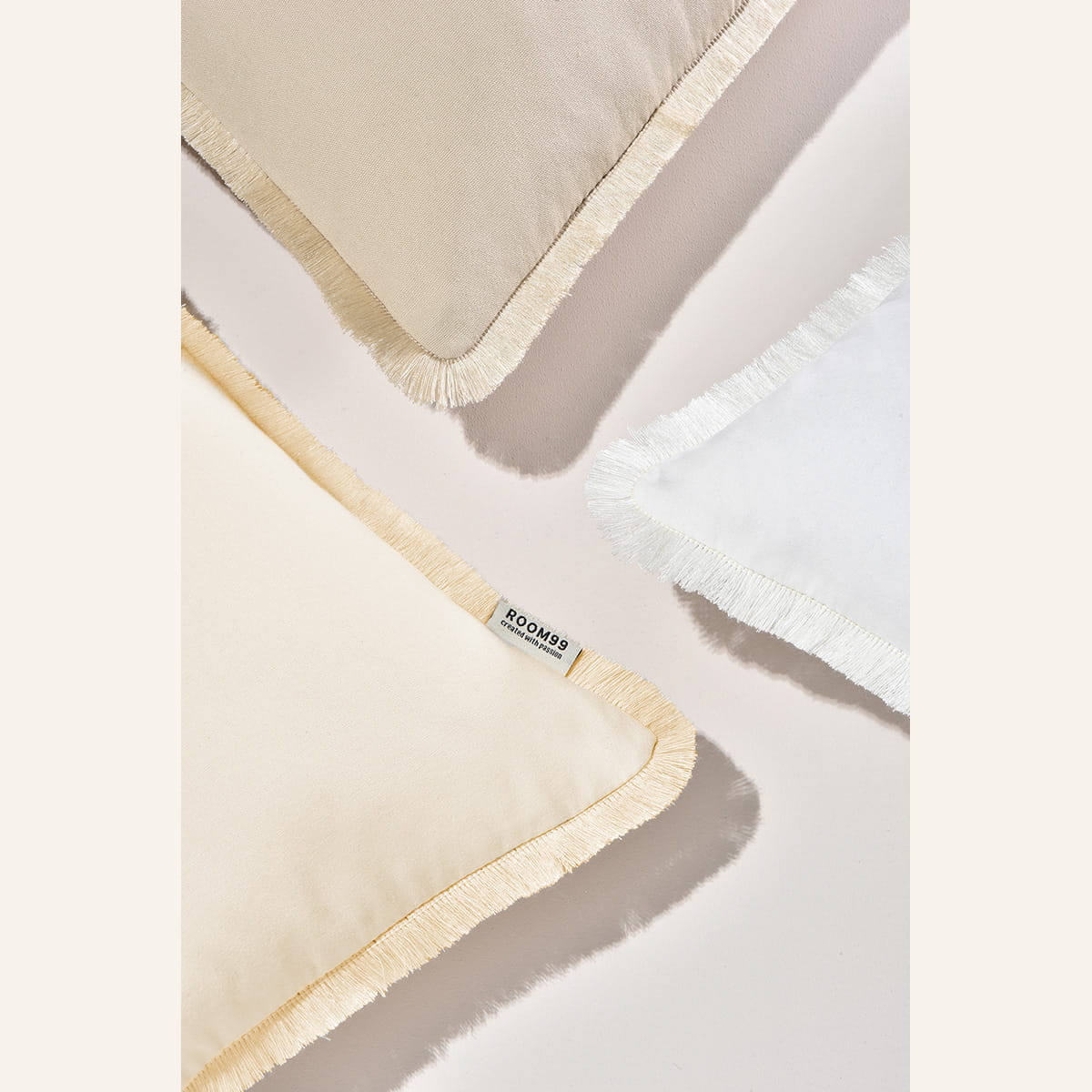 PODUSZKA DEKORACYJNA BOCA CHICA - ZŁAMANA BIEL 30x50