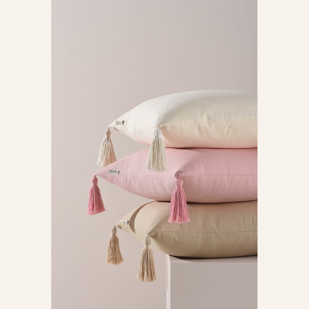 PODUSZKA DEKORACYJNA SOUL - BEŻOWA 30x50