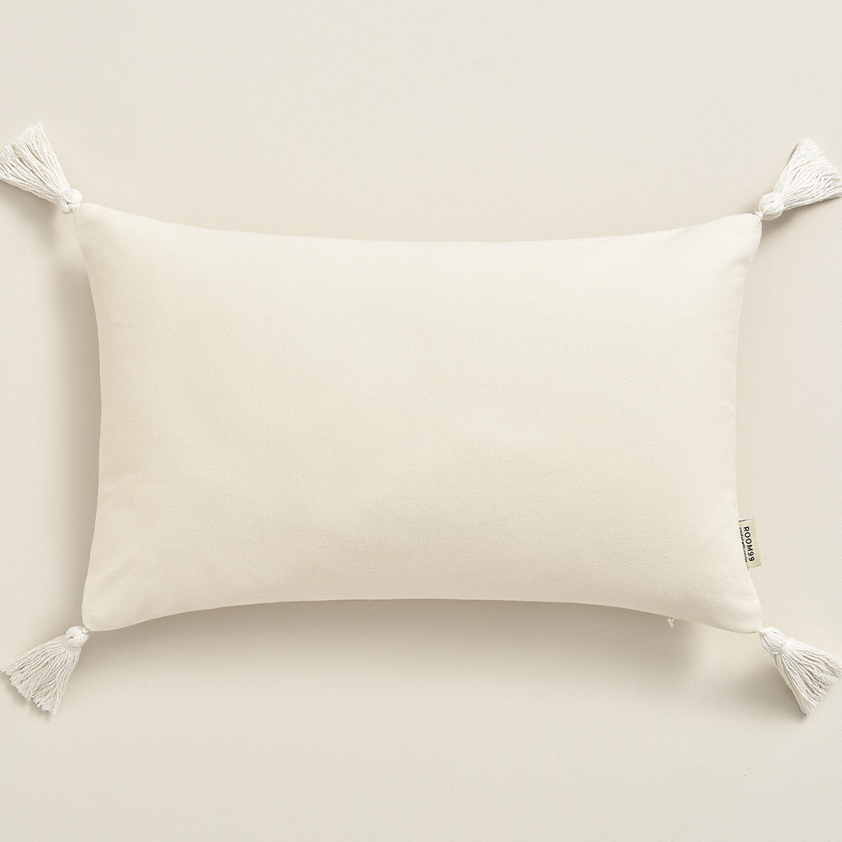  Poszewka dekoracyjna 30x50 z ozdobnymi chwostawmi 