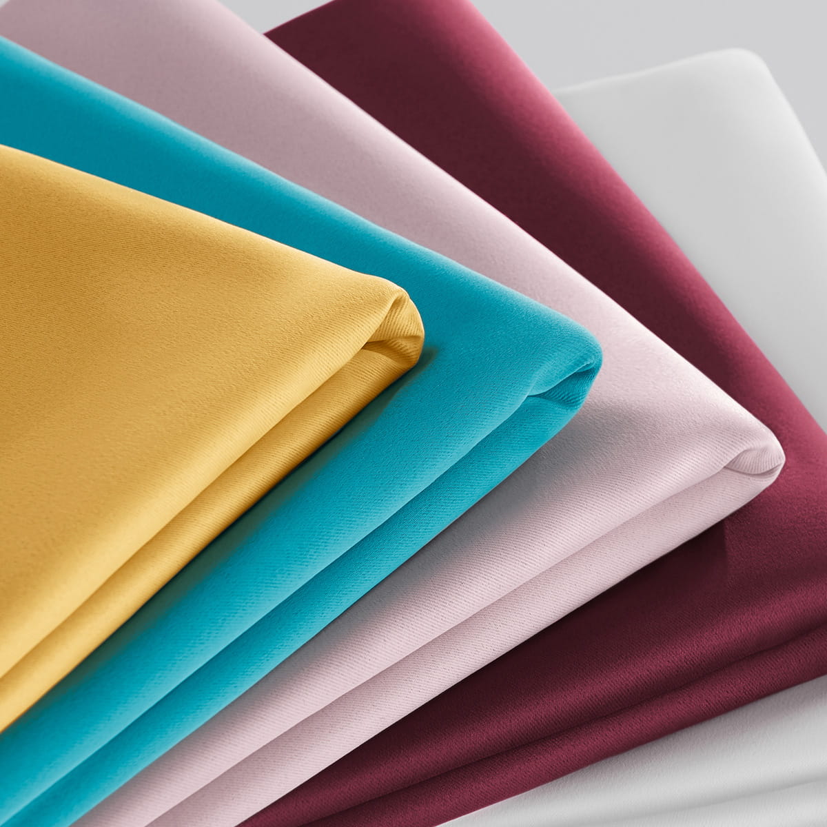 ZASŁONA AURA - BRĄZ NUGAT 140x250 SREBRNA PRZELOTKA 