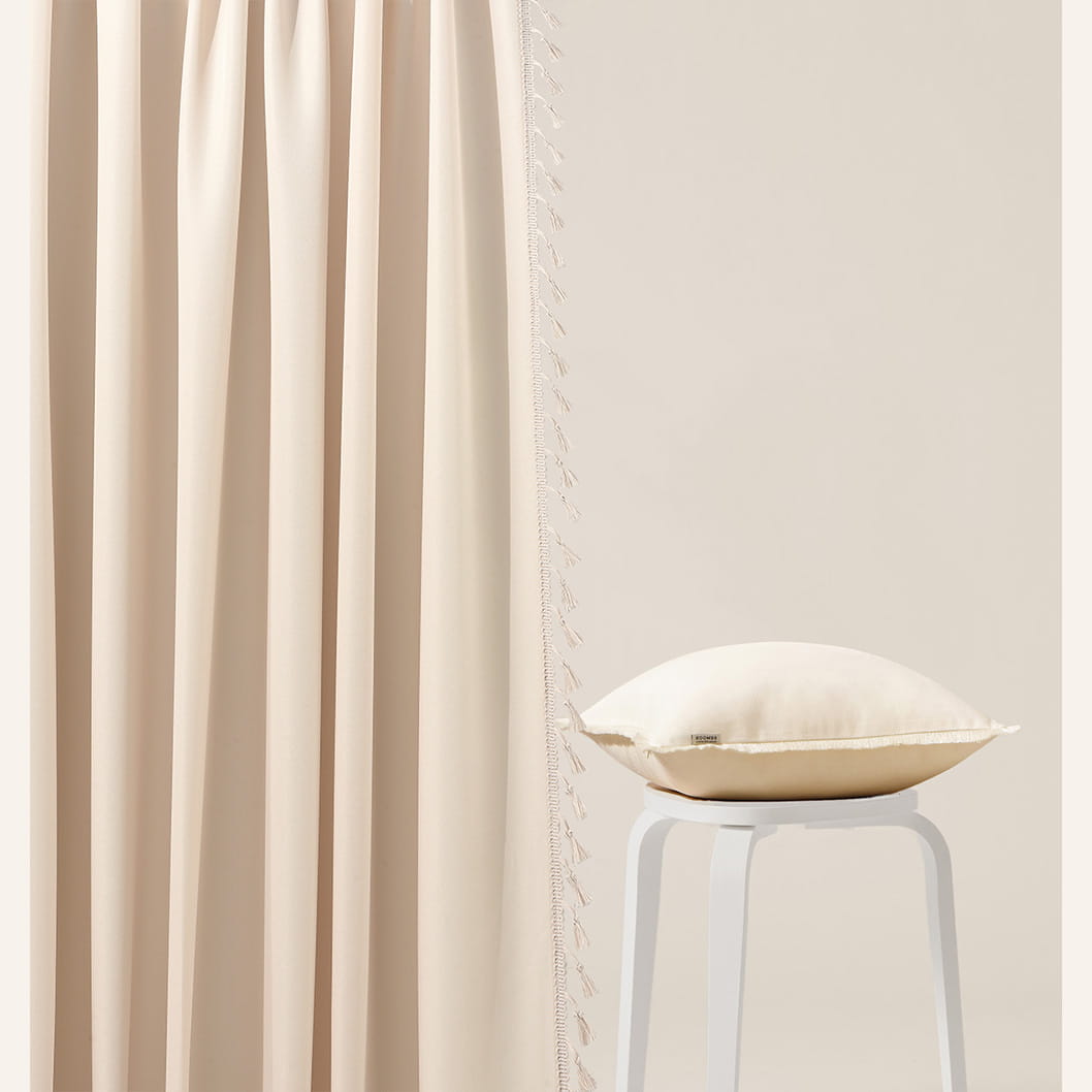 ZASŁONA LARA - KREMOWA 140x280 PRZELOTKA