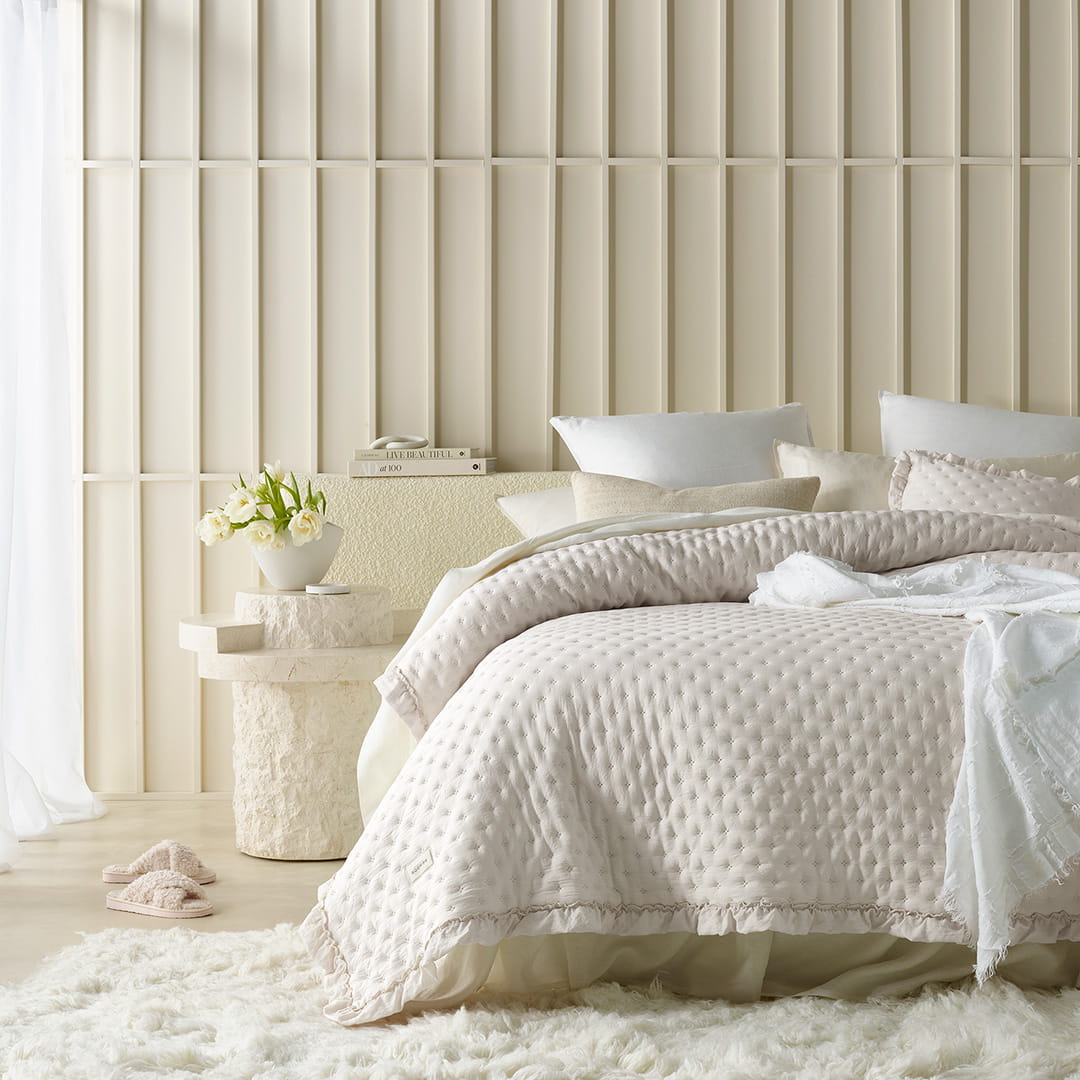 NARZUTA NA ŁÓŻKO MOLLY - BEŻOWA 170x210