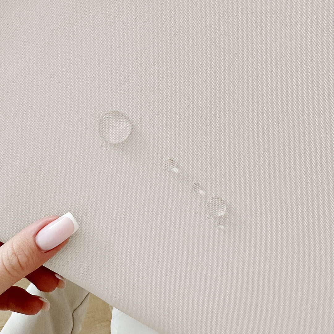 OBRUS PLAMOODPORNY AURA - BEŻOWY JASNY 140x300