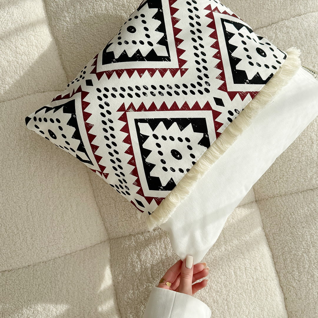 POSZEWKA DEKORACYJNA SOHO - ZŁAMANA BIEL 40x40