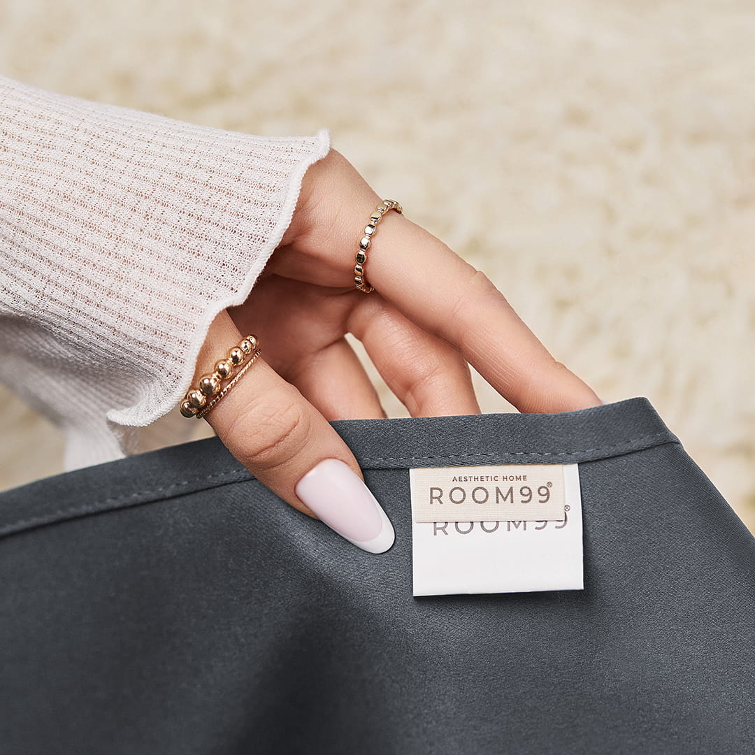 ZASŁONA ZACIEMNIAJĄCA LAUREL - SZARA CIEMNA 140x280 PRZELOTKA