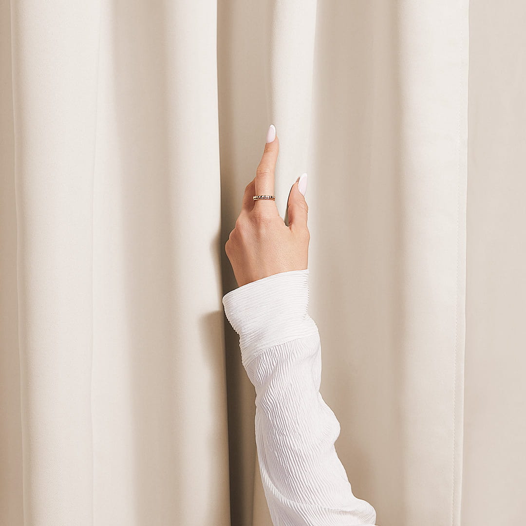 ZASŁONA ZACIEMNIAJĄCA LAUREL - KREMOWA 140x260 PRZELOTKA