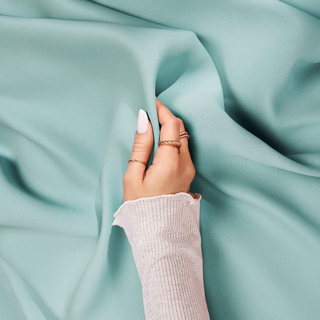 ZASŁONA ZACIEMNIAJĄCA LAUREL - MIĘTOWA 140x260 PRZELOTKA