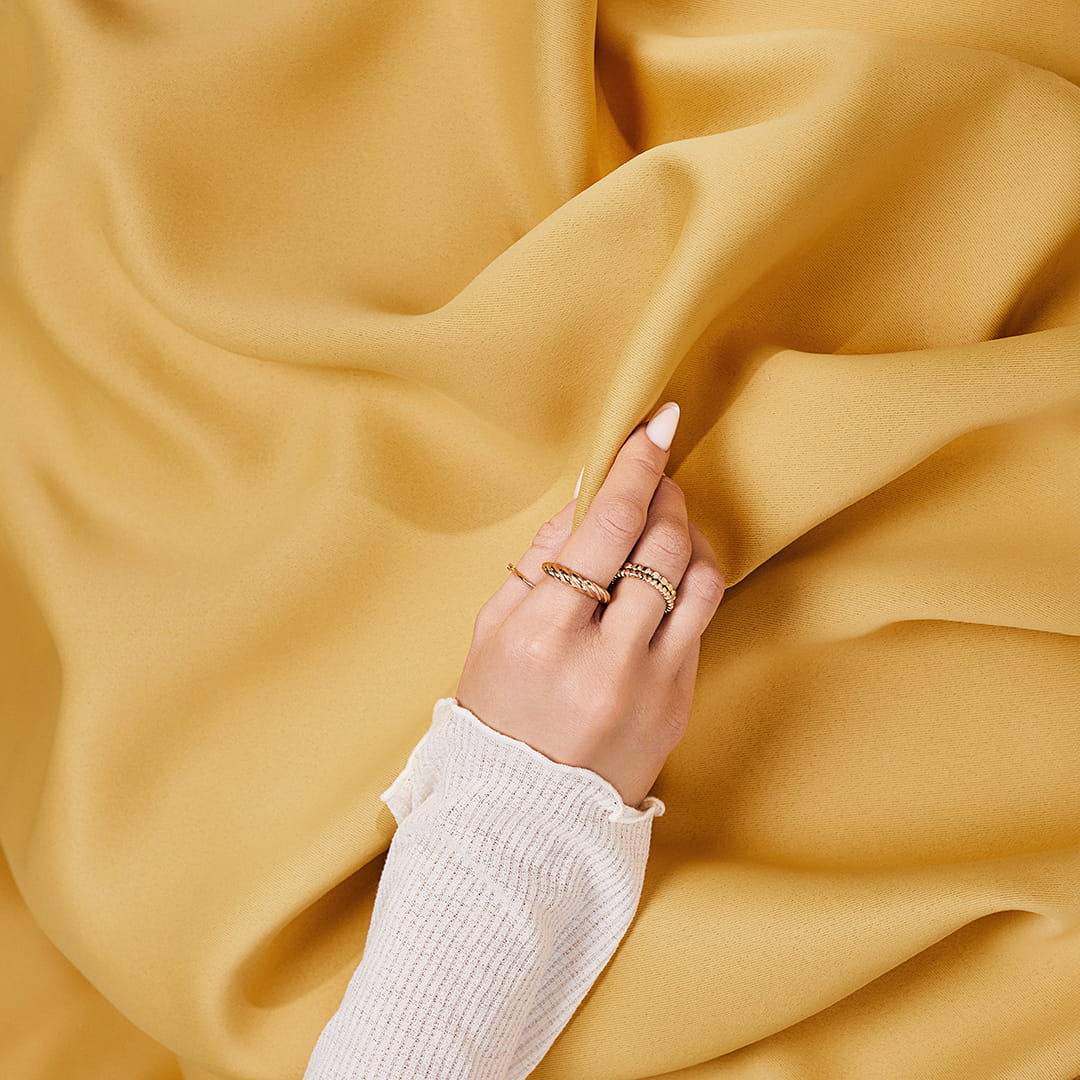 ZASŁONA ZACIEMNIAJĄCA LAUREL - MUSZTARDOWA 140x250 TAŚMA