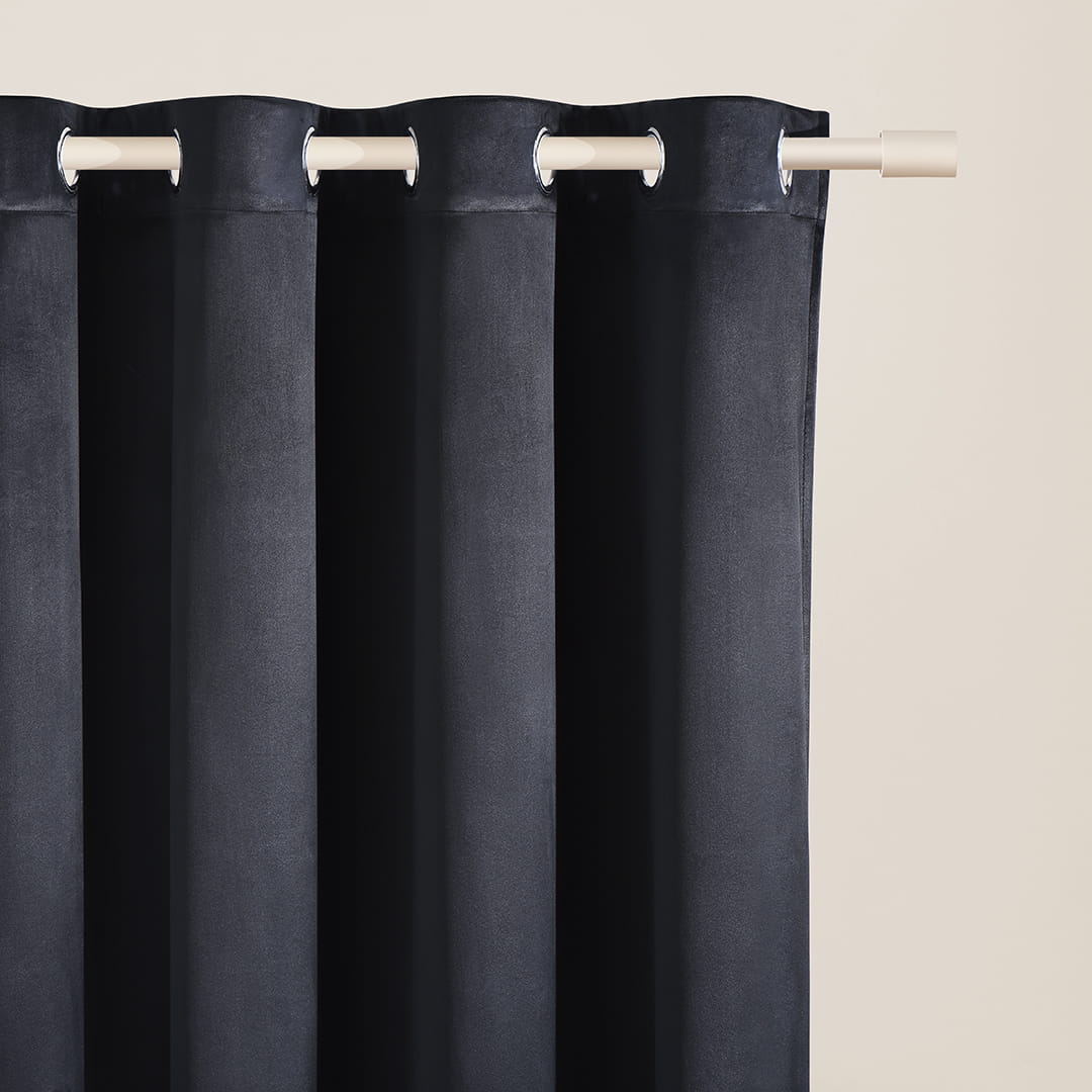 ZASŁONA WELUROWA BIANCA - CZARNA 180x260 SREBRNA PRZELOTKA