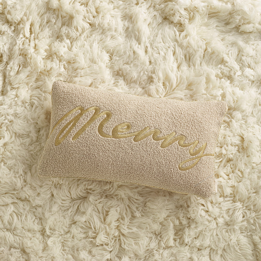 PODUSZKA ŚWIĄTECZNA MERRY - BEŻOWA JASNA 30x50