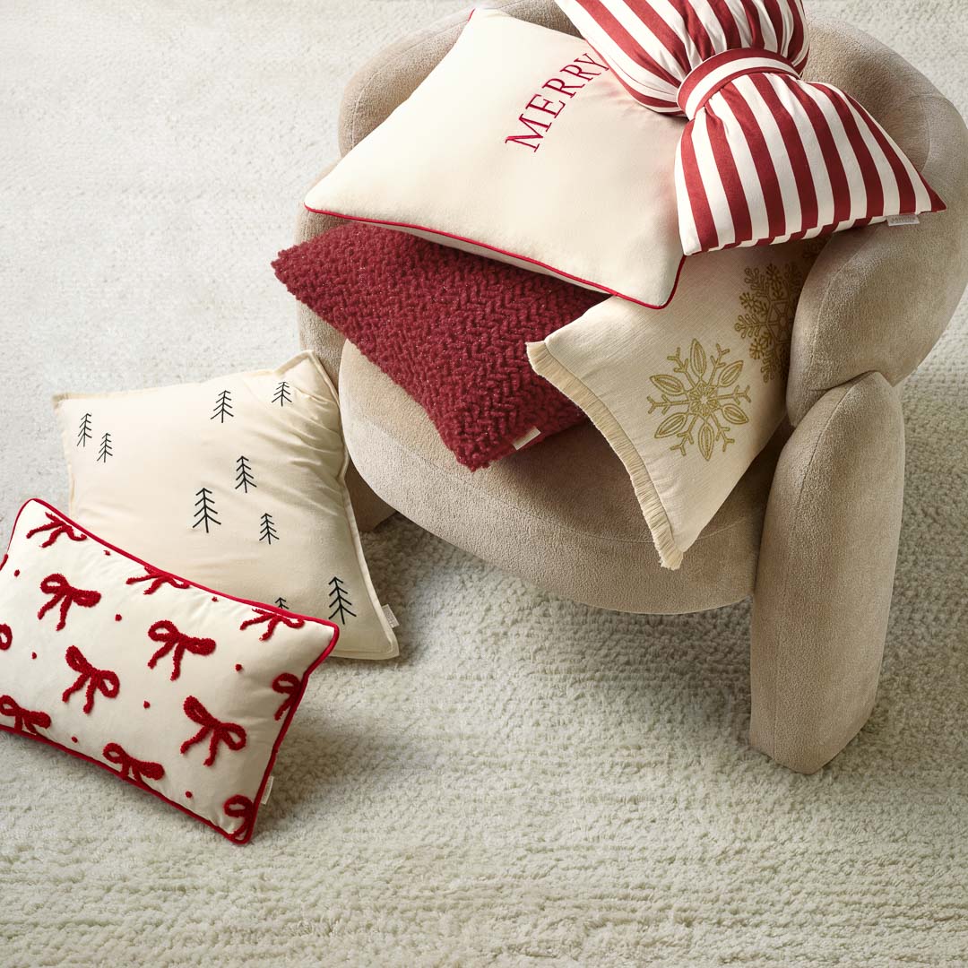 PODUSZKA ŚWIĄTECZNA HOLLY - 45x45