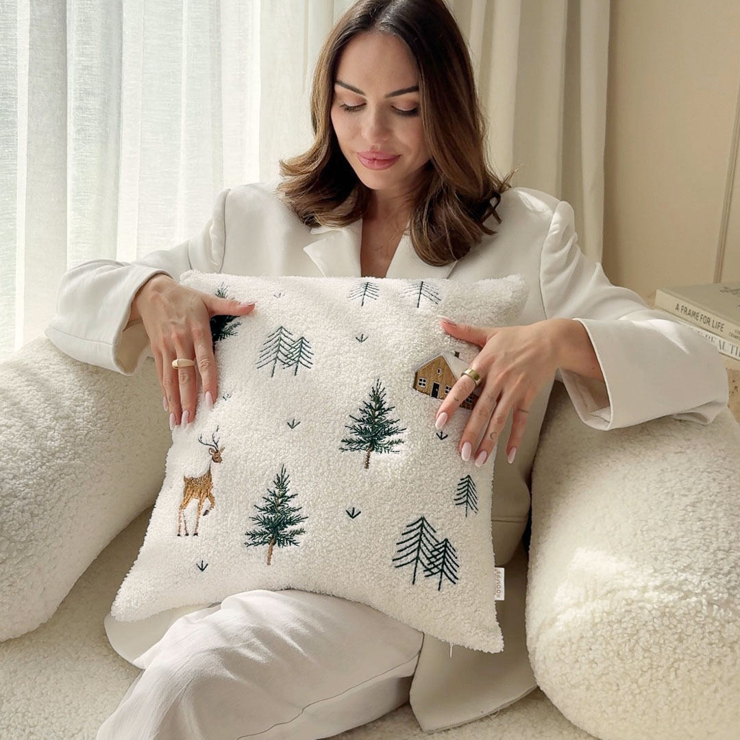  Poszewka świąteczna Jingle 45x45 cm bouclé w kolorze złamanej bieli 