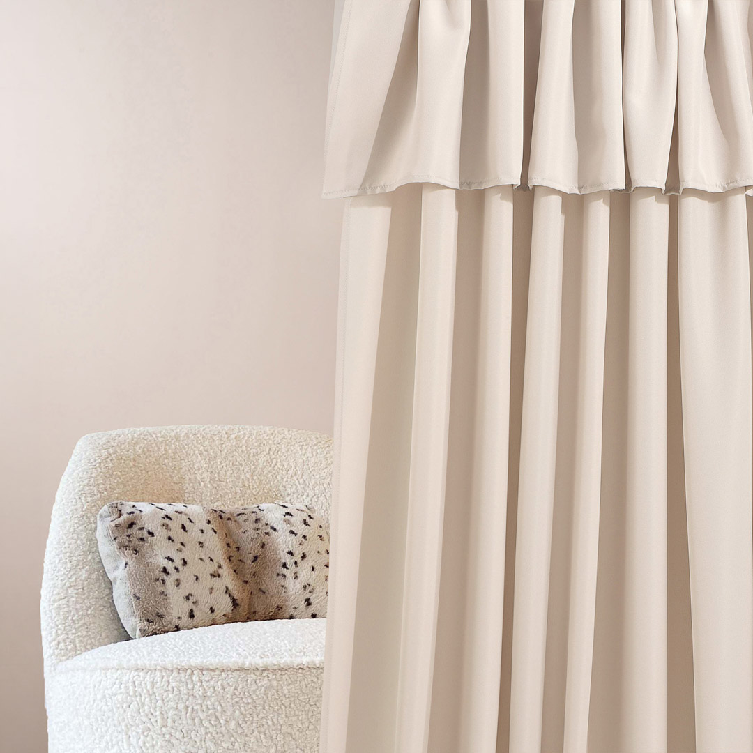  Zasłona Mia 140x280 na kółkach w kolorze jasnym beżowym 