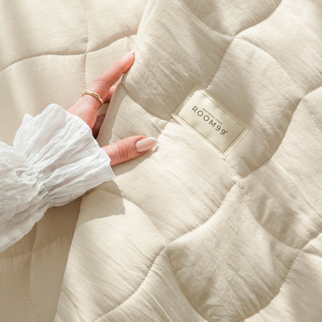 NARZUTA NA ŁÓŻKO MARSHMALLOW - KREMOWA 220x240