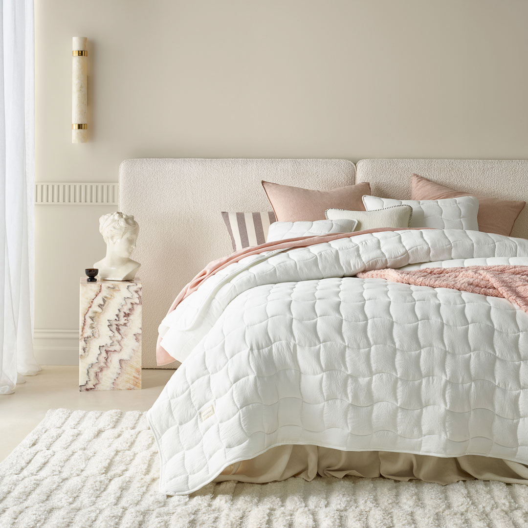 NARZUTA NA ŁÓŻKO MARSHMALLOW - ZŁAMANA BIEL 220x240