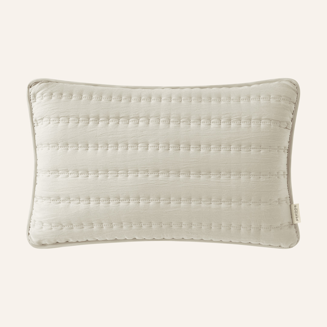  Beżowa poszewka na poduszkę 30x50 pikowana na kanapę 